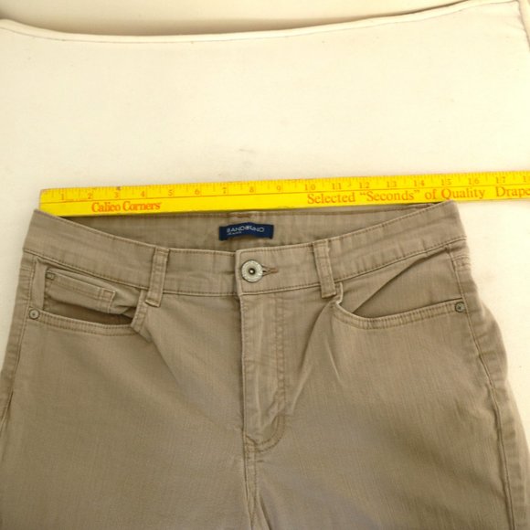 Bandolino “Caroline” Style Tan Jeans   Size: 10 - Picture 6 of 6
